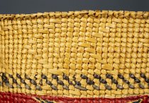 Exterior wall and rim detail